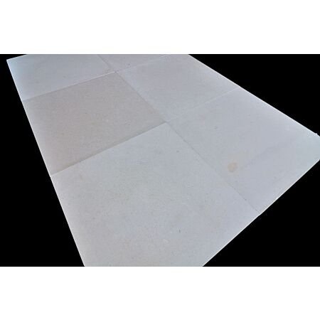 Luna Beige Limestone 16x16 Honed