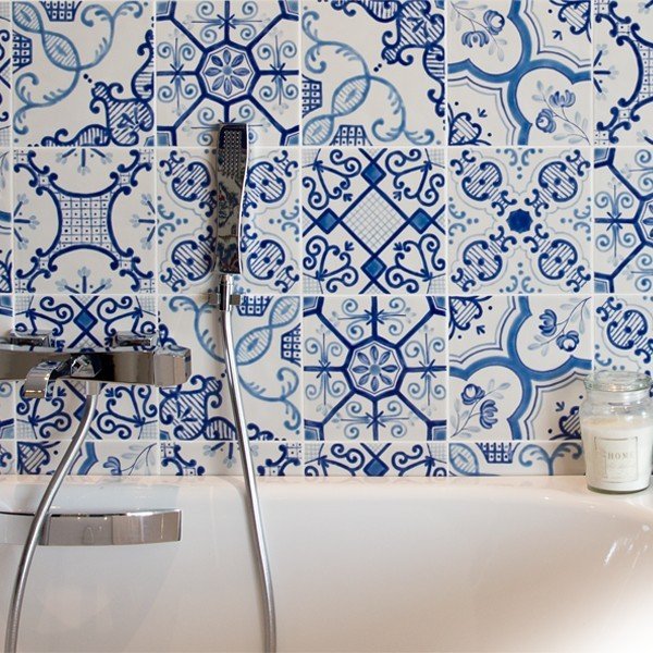 Majolica Tiles