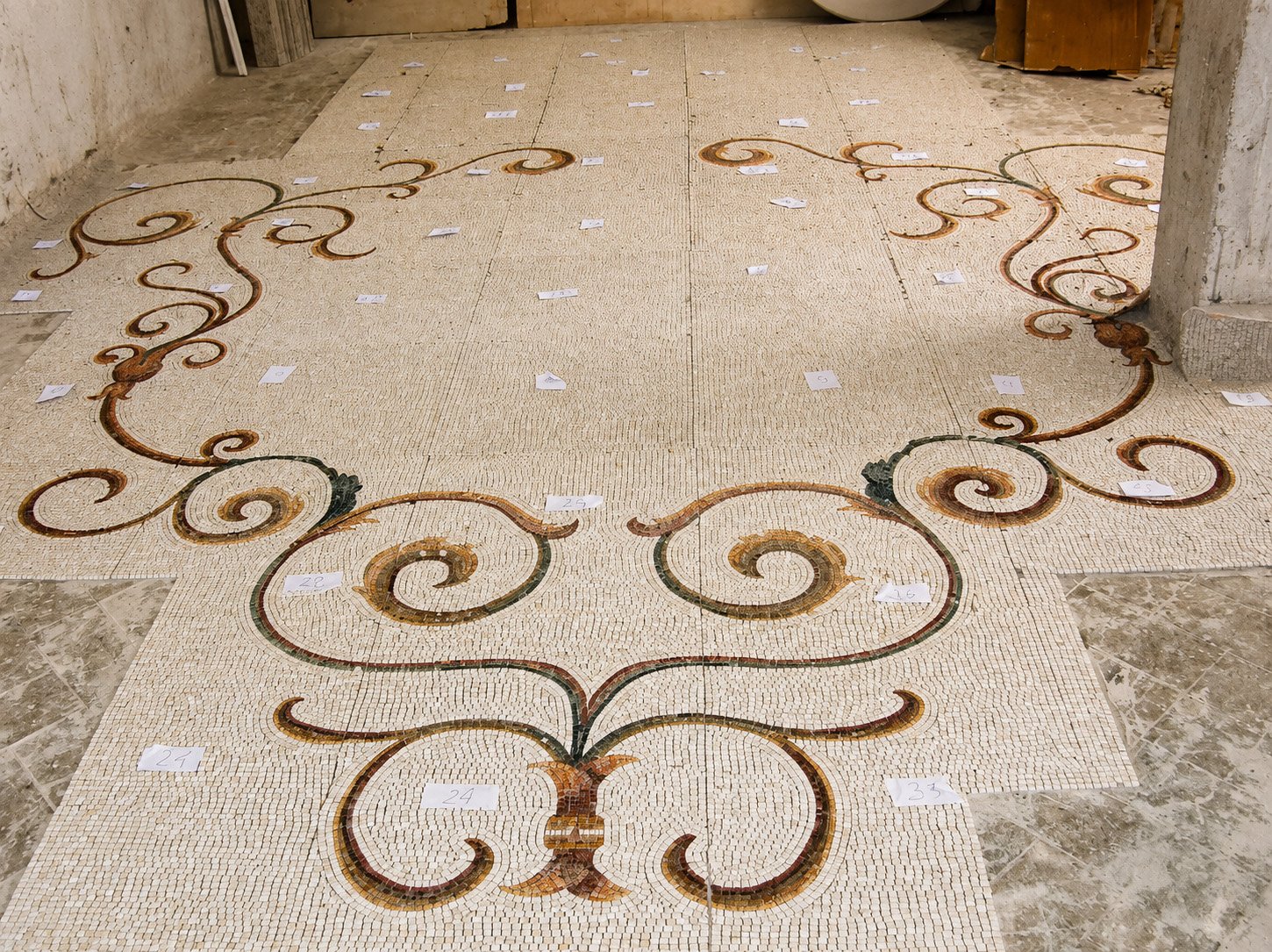 Mosaic layout assembly
